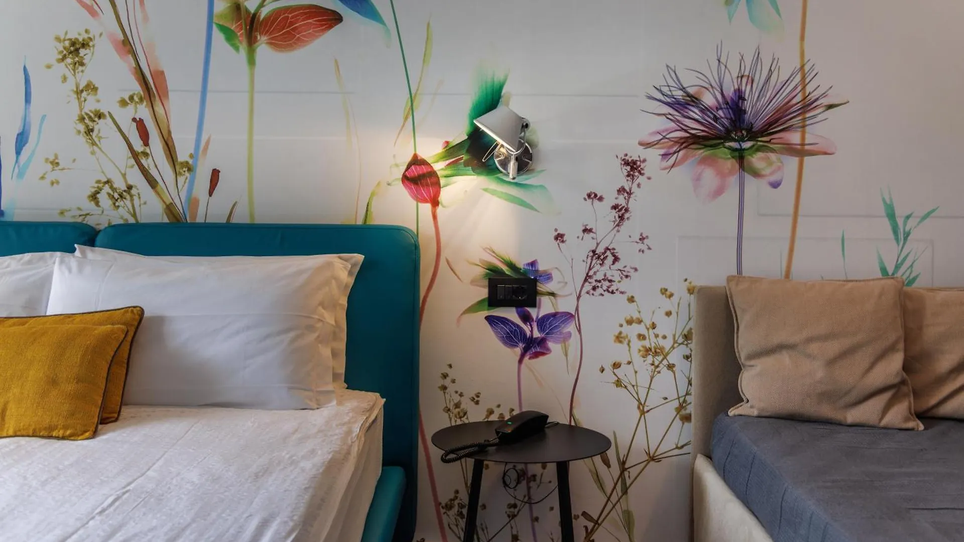 Hotel Meridiana Malcesine 3*,  Italy