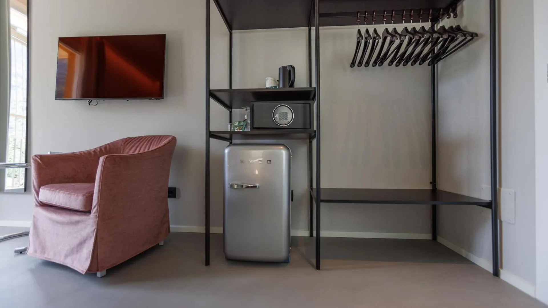 Hotel Meridiana Malcesine 3*,